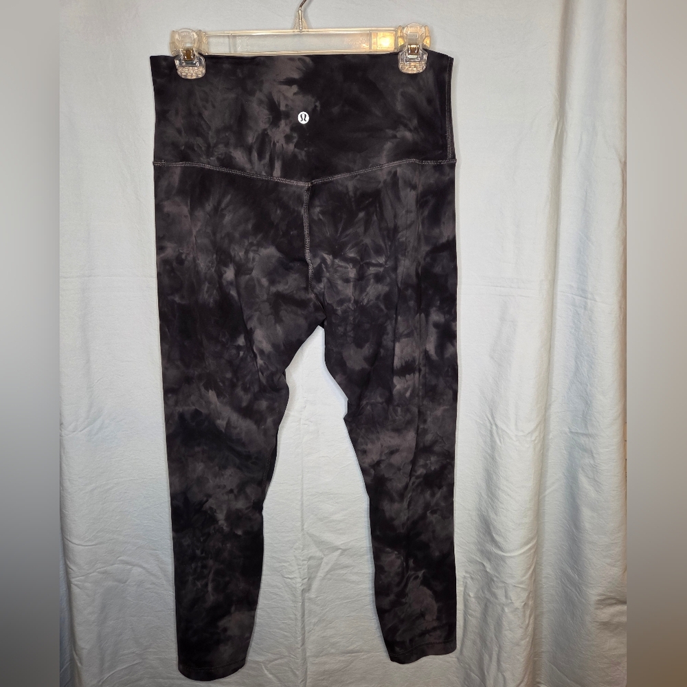 G213. Lululemon Align Pant 25" in Diamond Dye Pitch Grey/Graphite Grey - Size 10